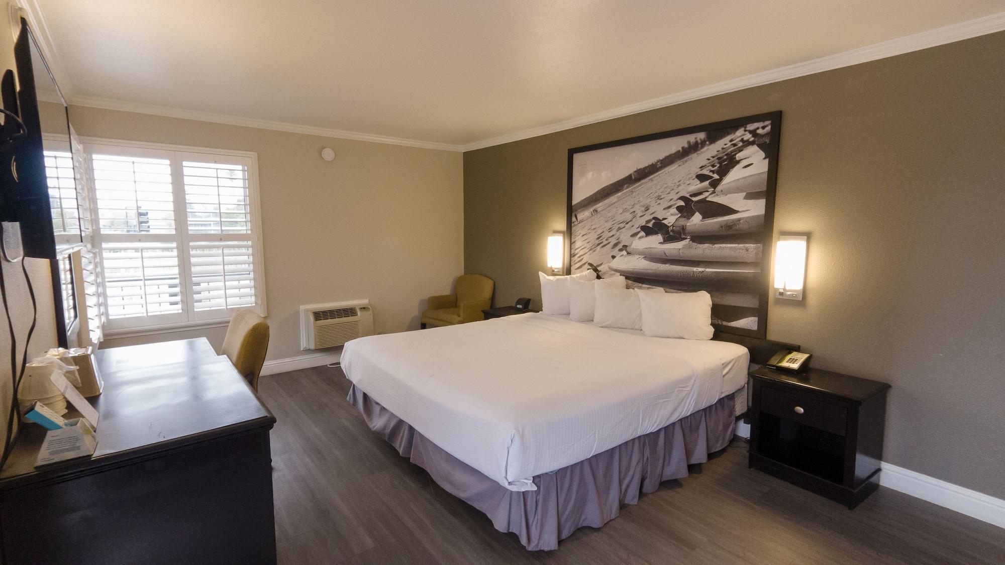 Super 8 By Wyndham Santa Cruz Beach Boardwalk Екстер'єр фото